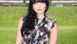 İngiliz model Daisy Lowe'dan taciz itirafı: Fotoğrafçım beni yatak odasına götürüp cinsel organını gösterdi