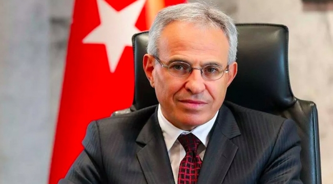 Rektöre fakülte dayanmıyor! Kendini dekan atadı