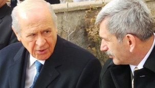 Şefkat Çetin, MHP'yi ve ittifakı topa tuttu!