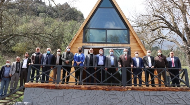 Pozantı Belediyesi ihaleye vermiyor kendi yapıyor