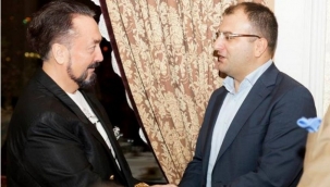 Adnan Oktar'ın evinde polisi bile şoke eden 'Cem Küçük' belgeleri!