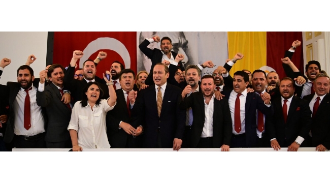 Galatasaray'ın yeni başkanı Burak Elmas oldu