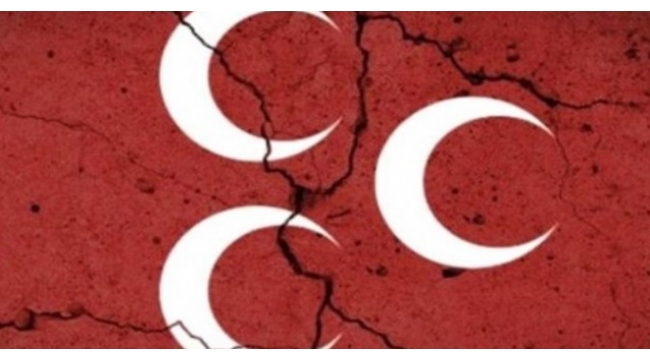 MHP'de kriz: Ülkü Ocakları iki ismi hedef aldı