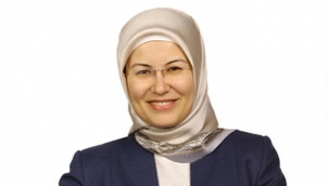 AKP'linin eşi belediyeye sınavsız müdür yapıldı