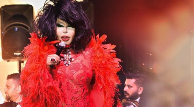 Bodrum'da tatil yapan Bülent Ersoy, makyajsız görüntülendi