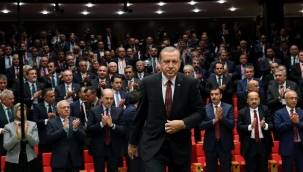 İşte AKP'nin Meclis karnesi: 'AKP milletvekillerinin yüzde 97.5'i hiç soru önergesi vermedi'