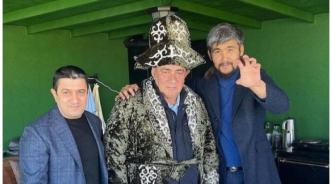 Alaattin Çakıcı'ya yeni kaftanını kim giydirdi?