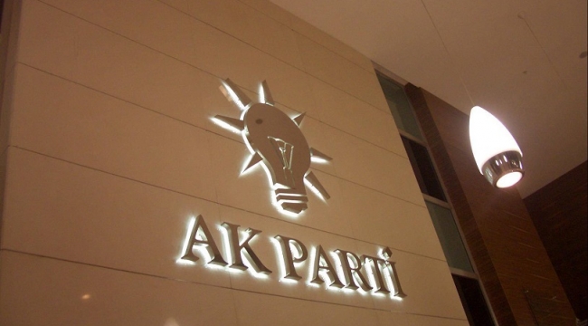 AKP'li belediye pazar artıklarını toplayan vatandaşla dalga geçti!