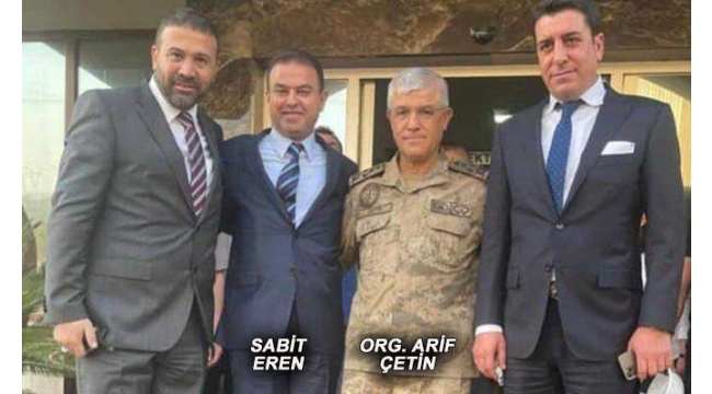 SABİT EREN ,JANDARMA GENEL KOMUTANI ARİF ÇETİN 'İN RESMİNİ PAYLAŞARAK NEYİ AMAÇLIYOR?