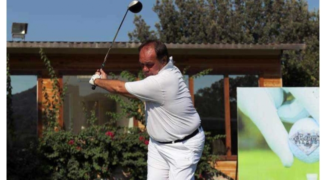 Ziraat Bankası, kredi karşılığı aldığı araziyi yine Demirören'e kiralamış