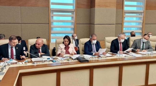 CHP'nin elektrik ve doğalgaz borçları faizsiz ertelensin teklifi AKP ve MHP'nin oylarıyla reddedildi