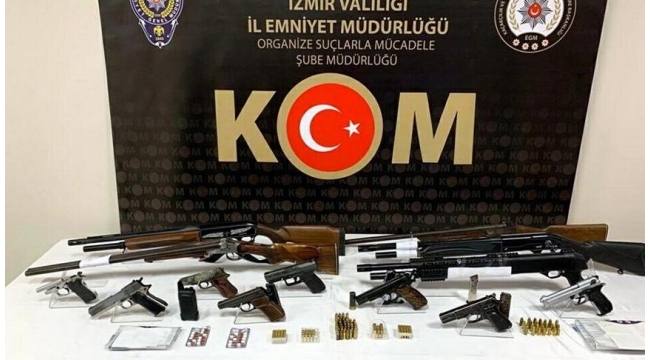 'Tırpan' operasyonunun İzmir ayağında 30 gözaltı