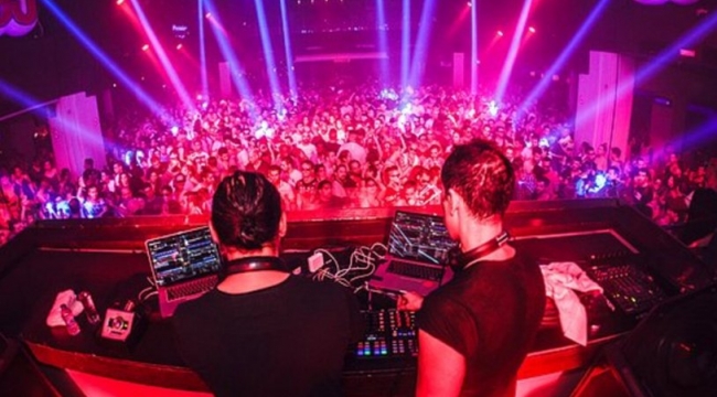 AKP'nin müzik yasağında yeni perde: 'Hassas alanlarda' canlı müzik yasağı Resmi Gazete'de