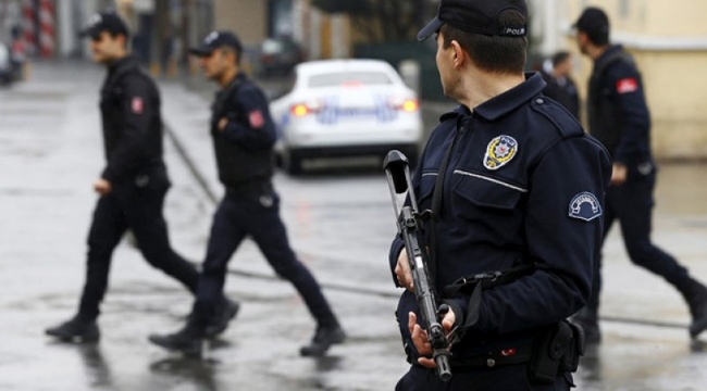 'Gizli oluşum' operasyonu: İki savcı ve AKP'liler hakkında soruşturma