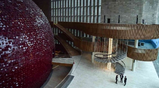 AKM'nin alt katını su bastı: Tarihi notalar zarar gördü