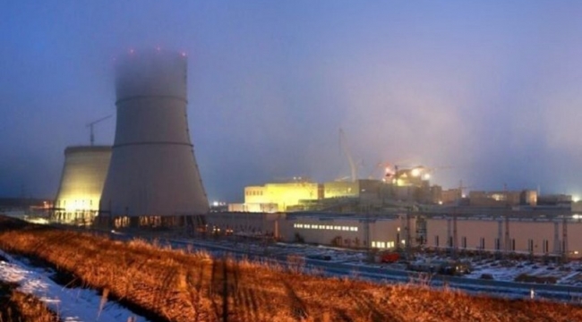 Avrupa'nın en büyük nükleer santralinde çatışma: 6 reaktörden biri isabet aldı