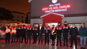 Maltepe Belediye çalışanları omuz omuza verdiler! Maltepe 'de karla 7/24 mücadele 