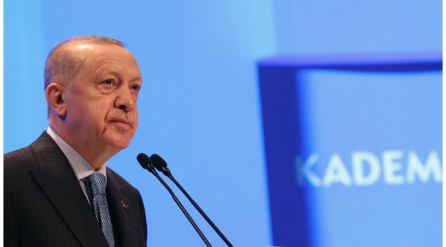 Yeniçağ yazarı Uğuroğlu: Erdoğan'ın 3. kez aday olma şansı bitti