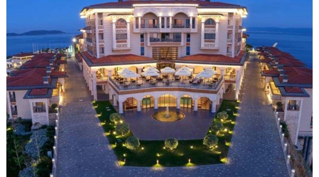 Demokrasi ve Özgürlük Adası'ndaki otele kim talip oldu?