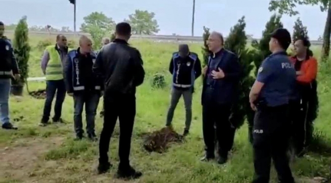 Kaymakam, CHP'li belediyenin fidan dikimini polis zoruyla engelledi