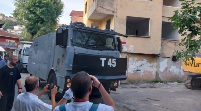 AKP'li Beykoz Belediyesi'nden yıkım için sabah baskını: Tokatköy'e TOMA'yla geldiler
