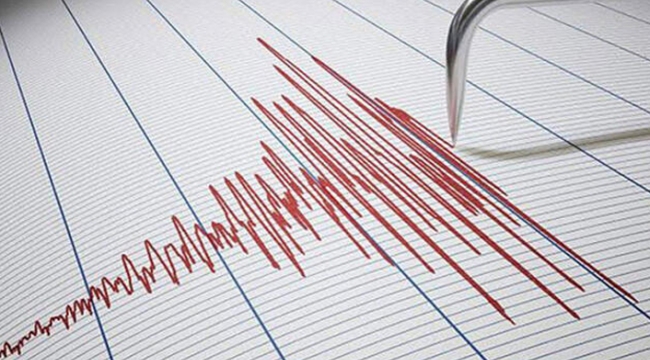 Ege'de korkutan deprem: Birçok ilde hissedildi! İzmir, Aydın, Manisa sallandı...