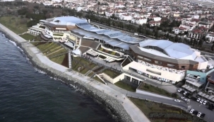 İBB mülkiyetindeki AVM'de kaçak yapı skandalı. Florya'daki İstanbul Akvaryum ünvanlı AQUA Florya Alışveriş Merkezi'nde basit tadilat kaçak yapıya dönüştü. İBB izin verdi ortaya bu görüntü çıktı 