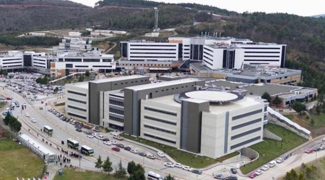 Prof'dan eski öğrencisine taciz: Benim olacaksın