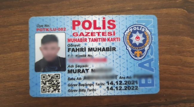 Kendisini polis diye tanıttı, üzerinden sahte basın kartı çıktı