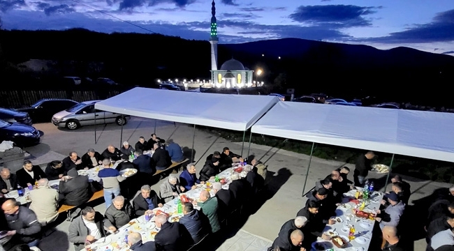 FERZAN ÖZER'İN YAPIMINA ÖNCÜLÜK ETTİĞİ CAMİİ AÇILDI 
