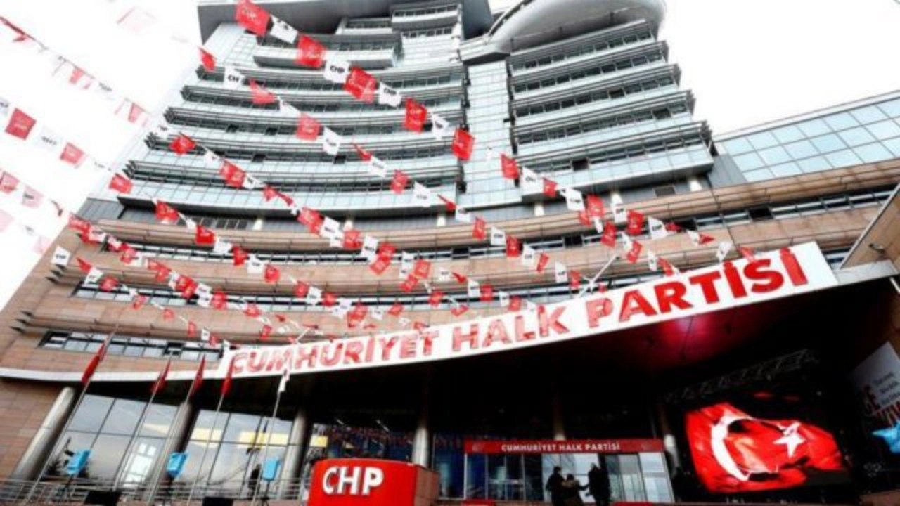 CHP'den üyelerine mesaj: Yeni tüzük için görüş istendi