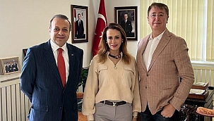 Kılıçdaroğlu'nun danışmanı İbrahim Uslu'dan Egemen Bağış'a ziyaret