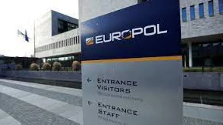 Avrupa'da kıtalararası suç şebekesi çökertildi