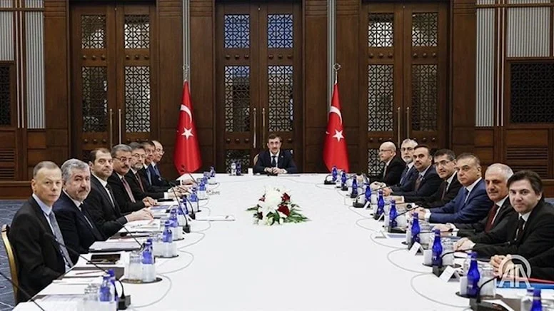 EKK toplantısına AKP'li iki ismin katılımı tepki çekti