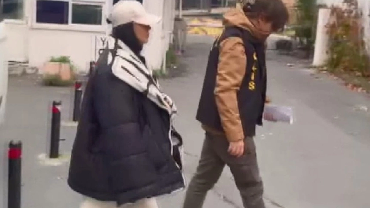 TikTok ve Twitter'da müstehcen yayın yapanlara operasyon