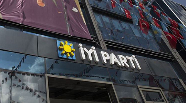 İYİ Parti'de bir istifa daha! İBB Meclis üyesi Ali Kıdık istifa etti: 'İYİ Parti ülke gerçeğinden uzaklaştı' 