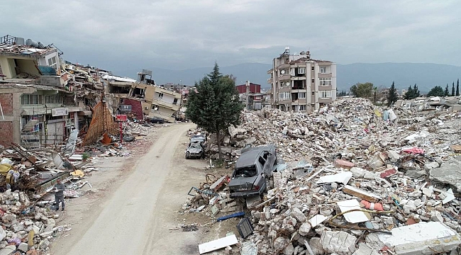 Yıkılan binalara ikamet verilecek