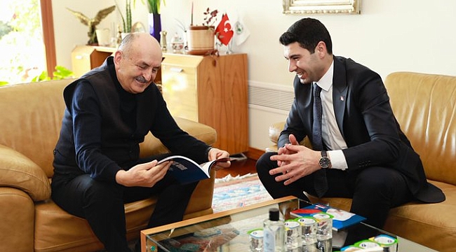 CHP Avcılar başkan adayı Utku Caner Çaykara Mehmet Müezzinoğlu ile bir araya geldi