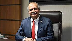 İYİ Parti eski Milletvekili ve medya patronu Ahmet Çelik, kardeşi tarafından bıçaklandı