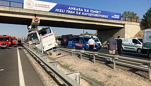 Ankara-Eskişehir Karayolu'nda otobüs faciası: 9 ölü, 26 yaralı