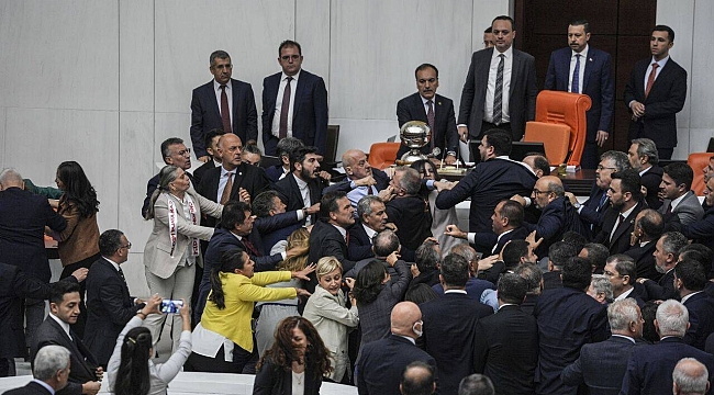 TBMM'de kritik Can Atalay toplantısı: AKP'li Alpay Özalan, Ahmet Şık'a saldırdı