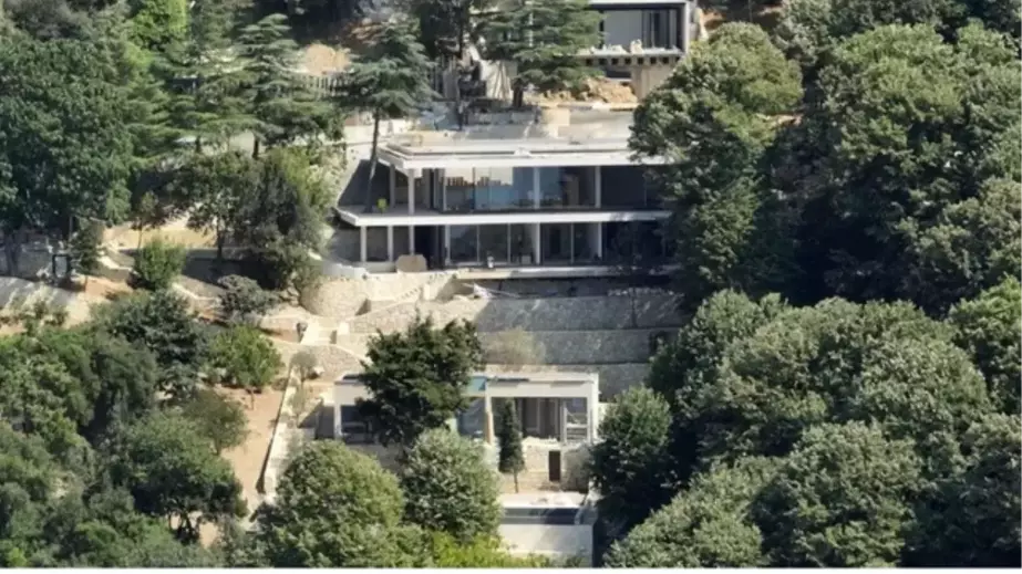 Vaniköy'deki kaçak villa için karar: Yıkım başladı