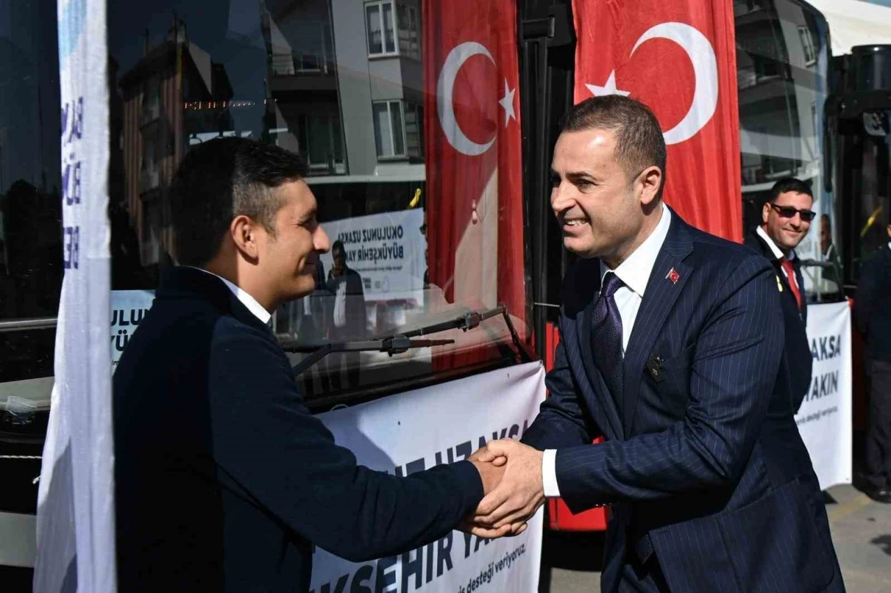 Balıkesir Büyükşehir Belediyesi'nden öğrencilere servis desteği