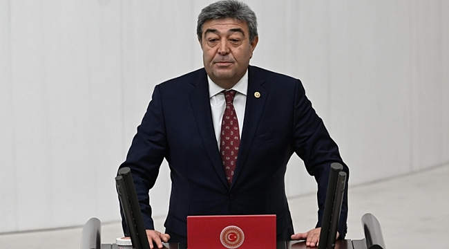 İYİ Parti'den İstifa Eden Dursun Ataş, AKP'ye Katılıyor