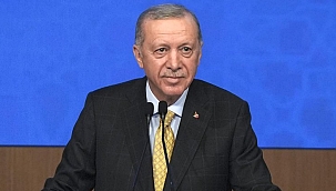 Cumhurbaşkanı Erdoğan'dan Özel'e: Tek vizyonları kırmızı kart çıkarmak