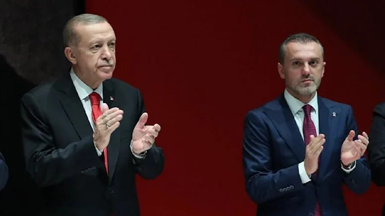 Ak Parti İstanbul kongresinde Bilal Erdoğan imzası