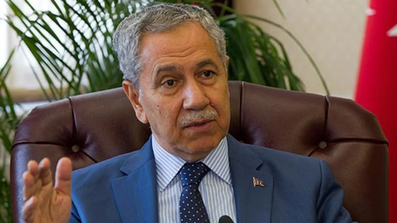 Açtı ağzını yumdu gözünü: Bülent Arınç kendi mahallesine ateş püskürdü! 