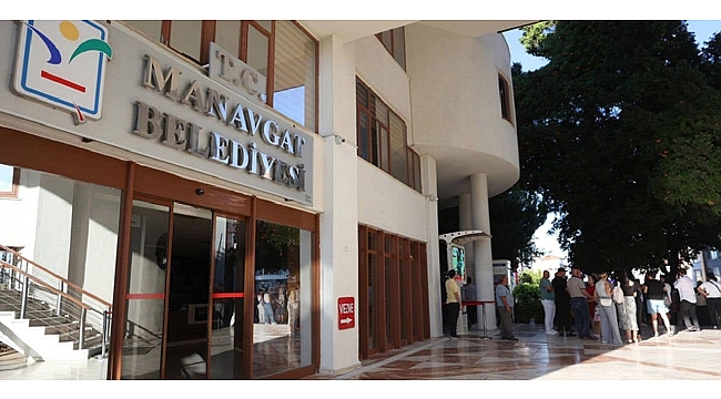 Manavgat Belediyesi'ne operasyonda 2 kişiye 'etkinlik pişmanlık' tahliyesi