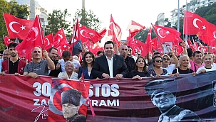 BEŞİKTAŞ BELEDİYESİ 30 AĞUSTOS'U 'ZAFER YÜRÜYÜŞÜ' İLE KUTLADI!