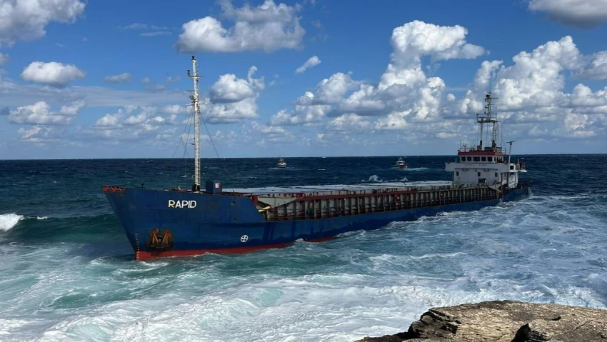 Kocaeli'de Kargo Gemisi Karaya Oturdu! Nefes Kesen Kurtarma Operasyonu